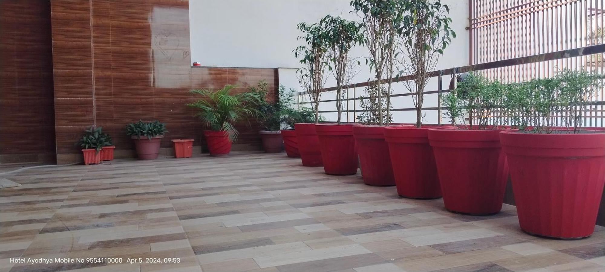 Hotel Ayodhya Paying Guest Exterior foto