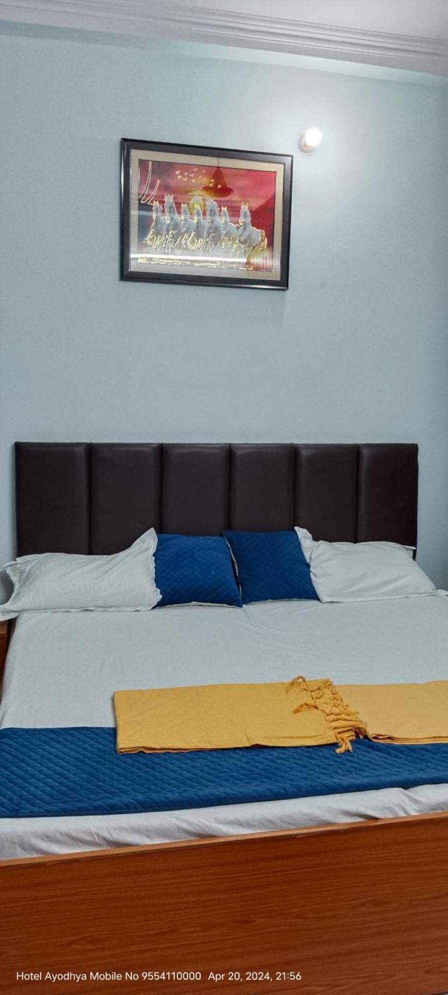 Hotel Ayodhya Paying Guest Exterior foto