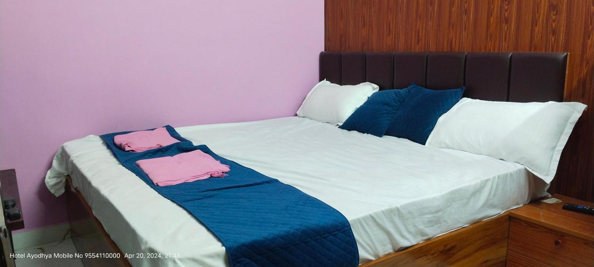 Hotel Ayodhya Paying Guest Exterior foto