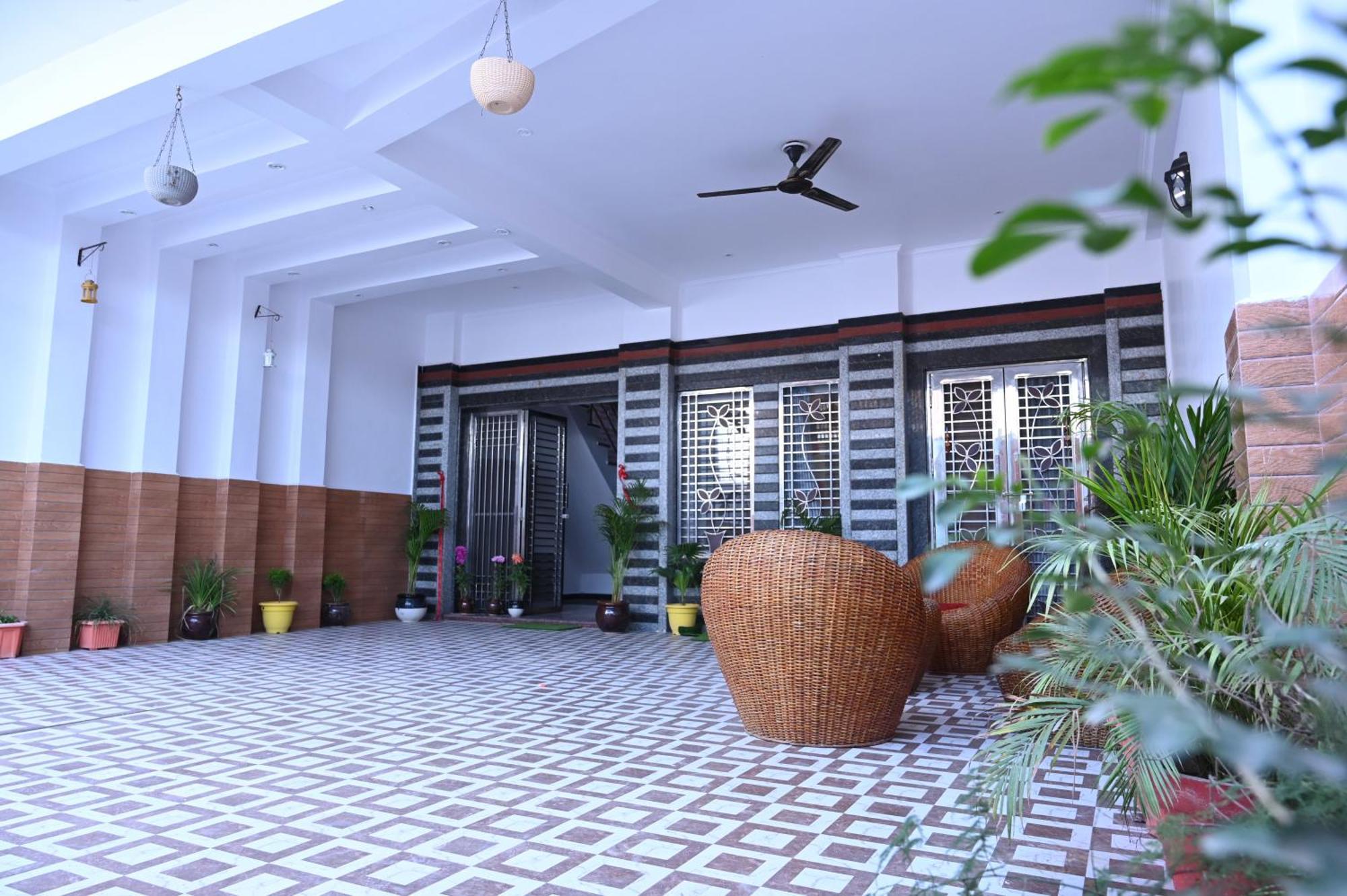 Hotel Ayodhya Paying Guest Exterior foto