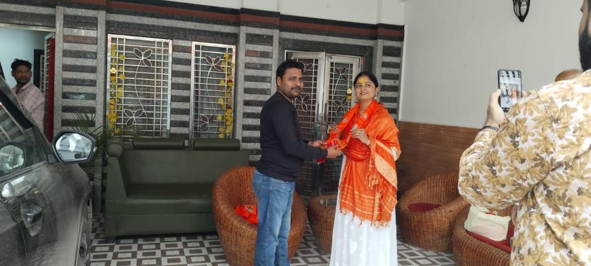 Hotel Ayodhya Paying Guest Exterior foto